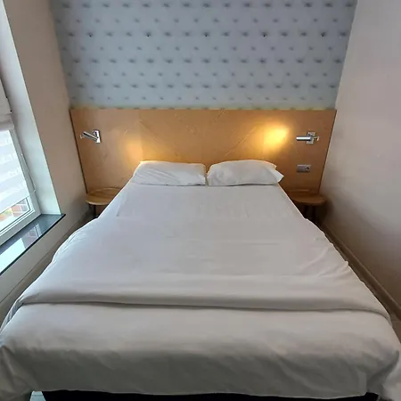 Marina Club Old Town View Ξενοδοχείο 3*