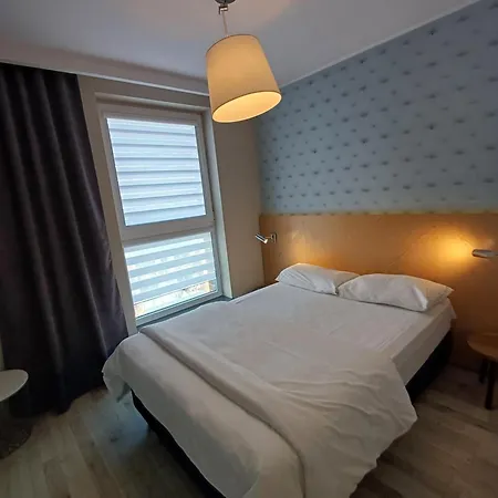 Ξενοδοχείο Marina Club Old Town View 3*