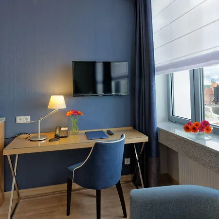 Ξενοδοχείο Marina Club Old Town View 3*