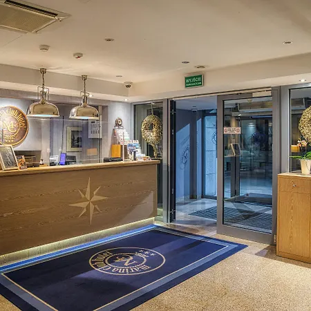 Marina Club Old Town View 3* Γκντανσκ