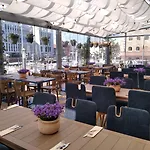 Marina Club Old Town View 호텔 그단스크