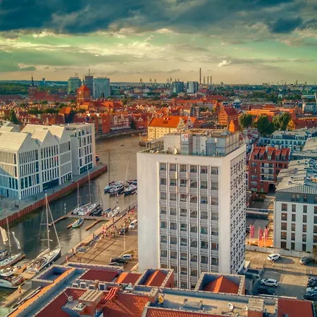 Marina Club Old Town View 그단스크