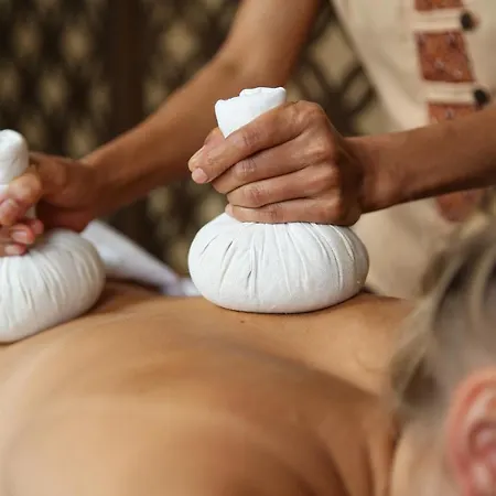 فندق Marina Club Old Town View 3*