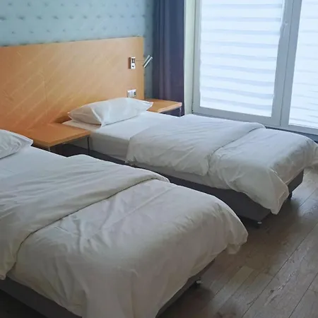 Hotell Marina Club Old Town View