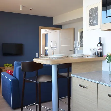 Marina Club Old Town View 호텔