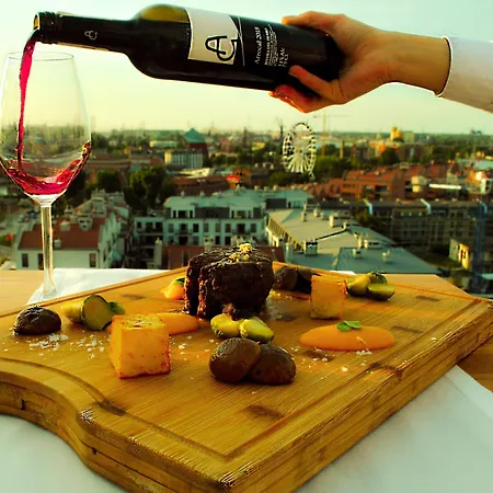 Marina Club Old Town View 호텔