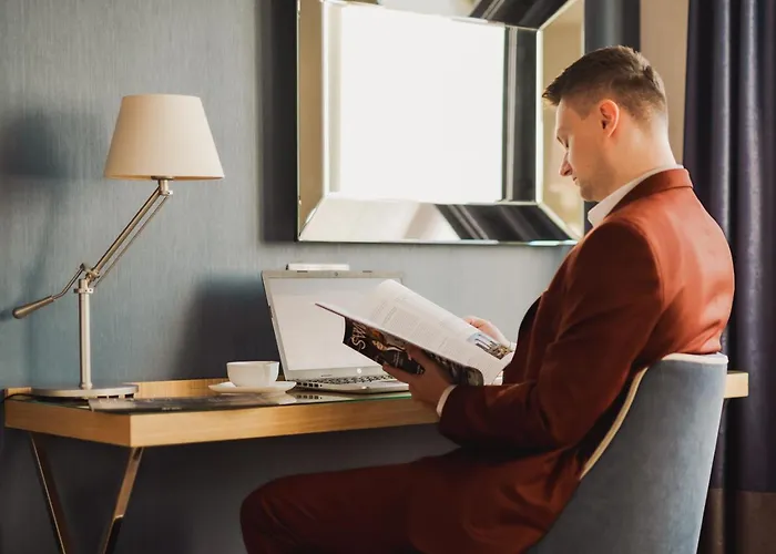 Hotel Marina Club Old Town View