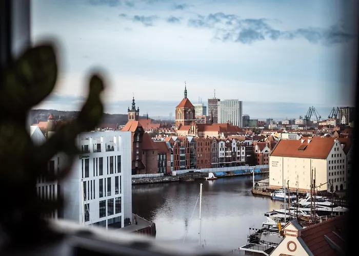 Hotel Marina Club Old Town View 3*