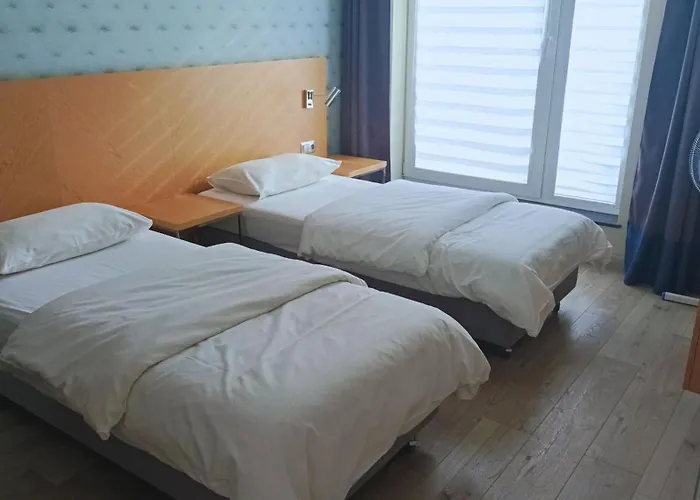 Hotell Marina Club Old Town View