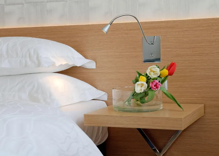 Hotel Marina Club Old Town View 3*