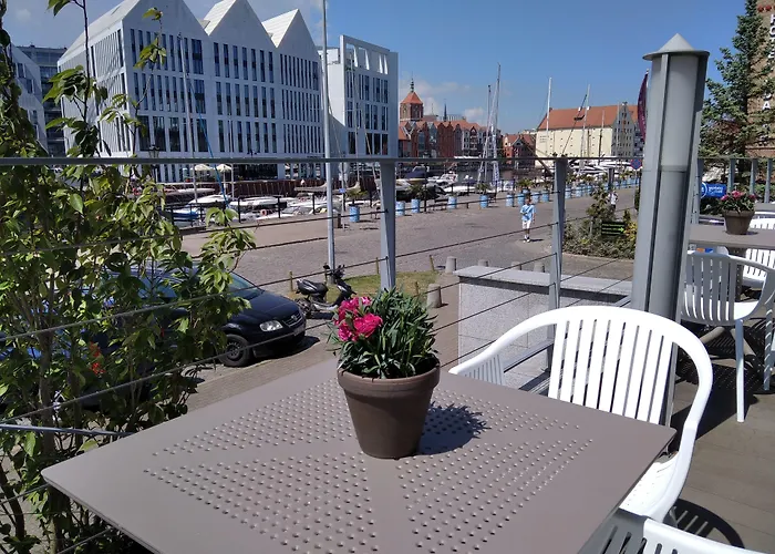 Hotel Marina Club Old Town View 3*