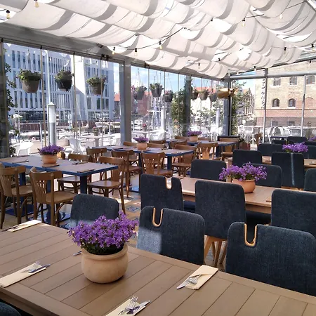 Marina Club Old Town View Hotel Danzig